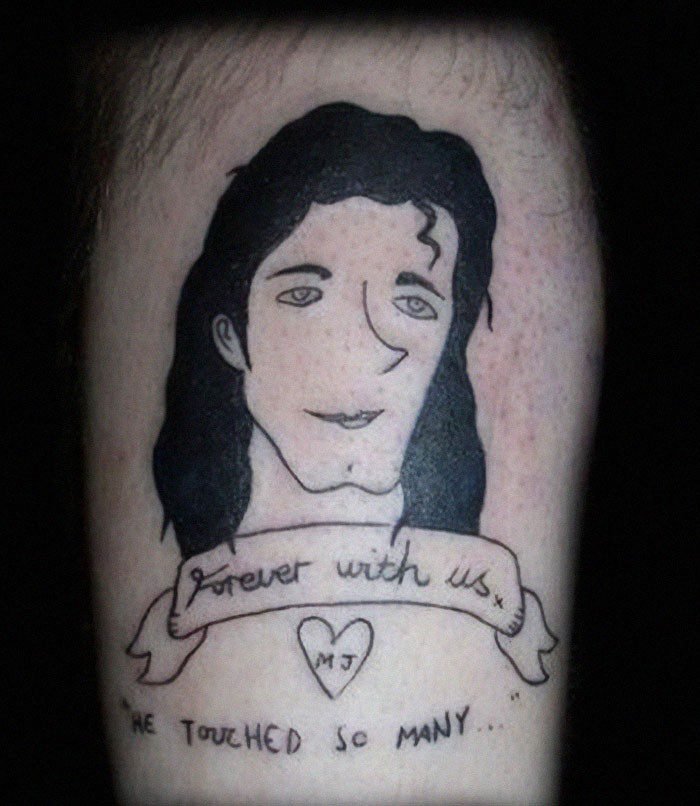 1656445688 42 21 Tatuagens que definitivamente nao foram uma boa ideia