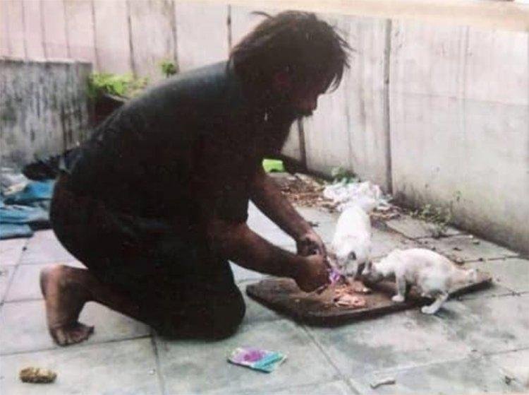 1610223695 254 Morador de rua vende limoes para alimentar seus melhores amigos