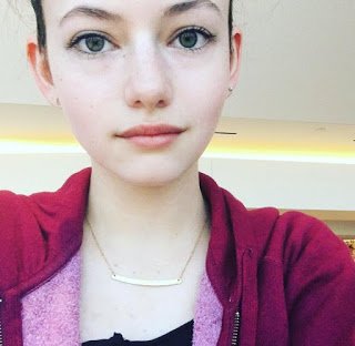 1493317828 222 voce lembra dela veja como esta atriz mirim da saga crepusculo