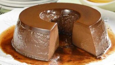 Pudim de leite com chocolate