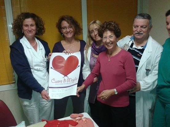 1493727083 372 este bebe pesa apenas 230g mas depois de nascido sua mae encontra isso em seu berco