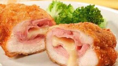 Filé de frango recheado com queijo e presunto