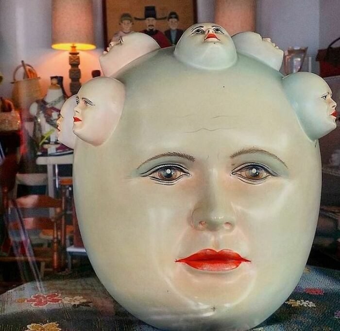 19 Itens bizarros que as pessoas encontraram enquanto tentavam economizar