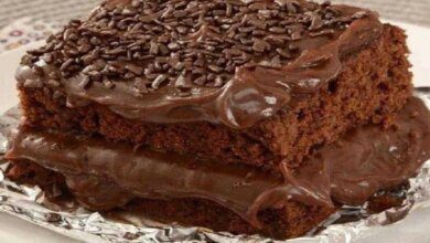 Bolo gelado de brigadeiro simples e fácil