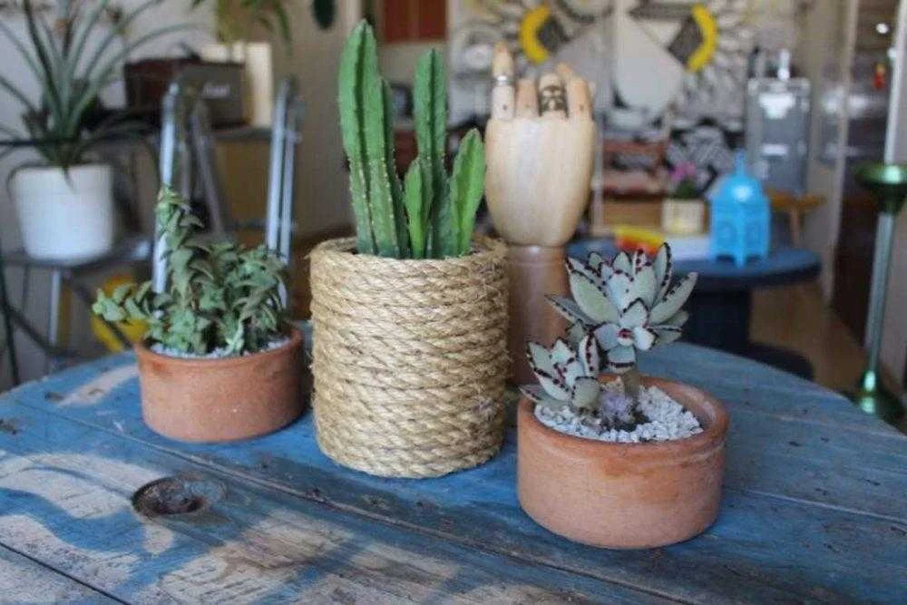 como fazer vaso com corda e lata