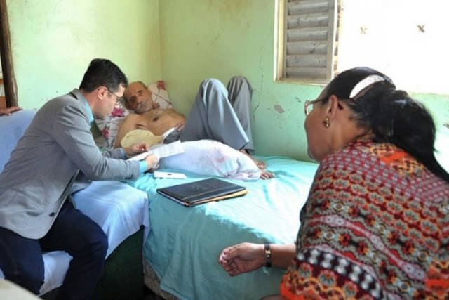 juiz faz audiencia em casa de idoso incapacitado para lhe 1550633403 132 Juiz faz audiencia em casa de idoso incapacitado para lhe