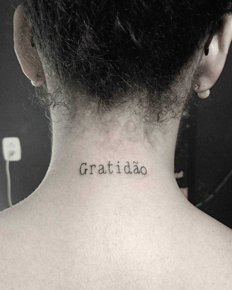 Tatuagem na nuca 35 inspiracoes para voce escolher