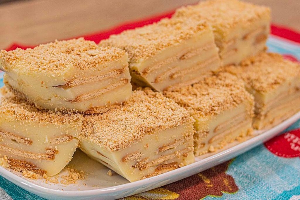 torta de bolacha bem cremosa e deliciosa Torta de bolacha bem cremosa e deliciosa que você não gasta quase nada para preparar
