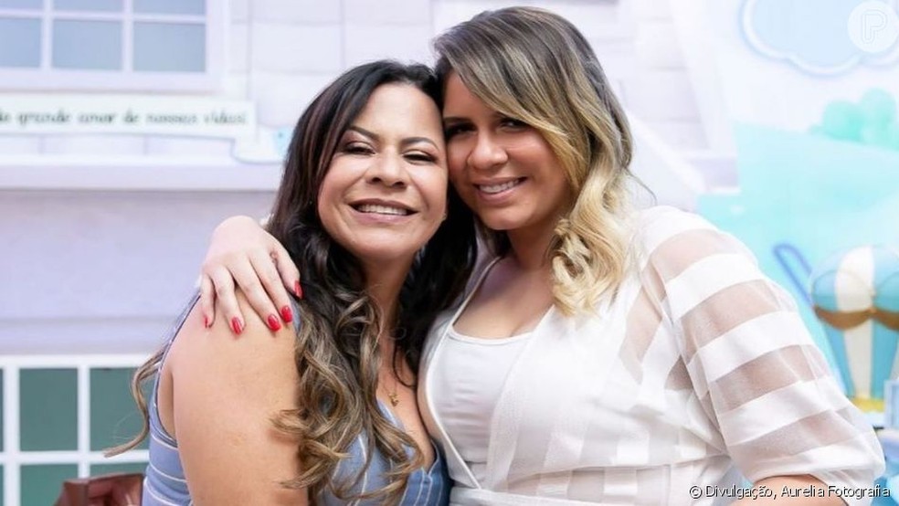 video filha de piloto fala sobre polemica envolvendo dona ruth Dona Ruth e Marília Mendonça - Foto: Reprodução